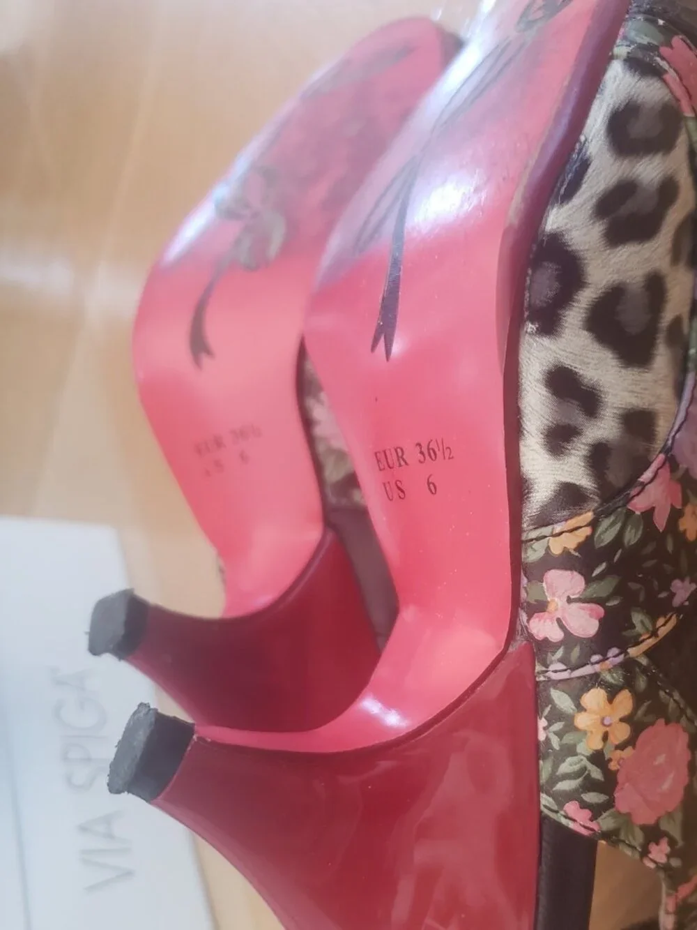 Poetic License Strappy Heels Size 6